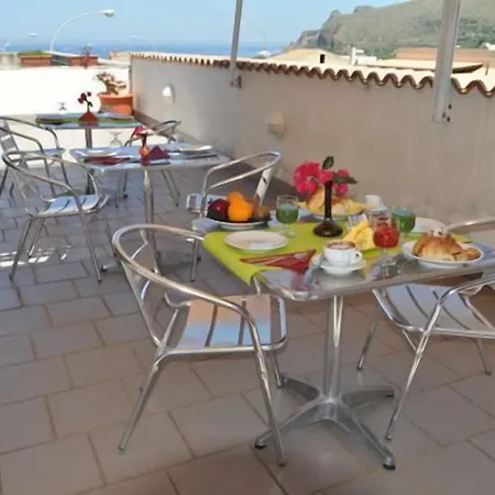 Bed & Breakfast Turi Castelluzzo