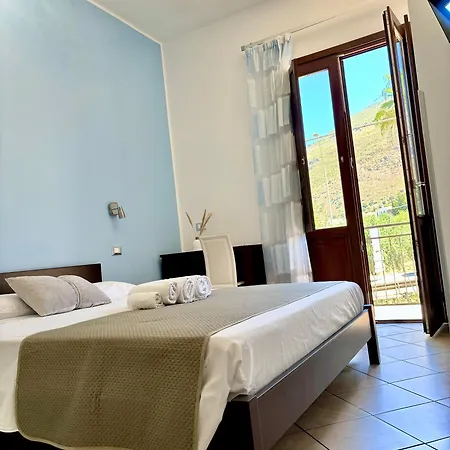 Turi Bed & Breakfast 3*